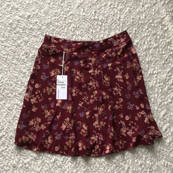 NWT Reformation Flounce mini skirt in Chantelle 4 - Picture 4 of 6